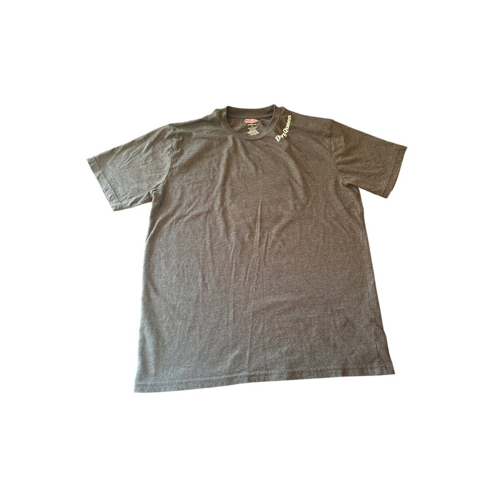 Dairy Queen Red Ribbon Graphic T-Shirt M Gray Crewneck‎ Cotton/Polyester Blend